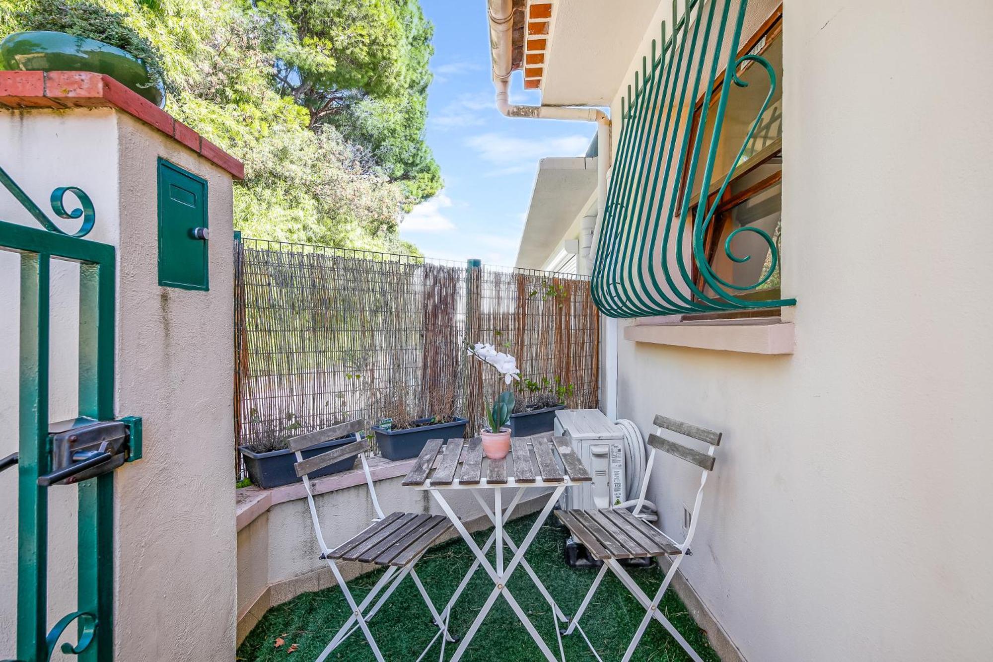 Jolie Maisonnette Paisible Le Pradet Luaran gambar